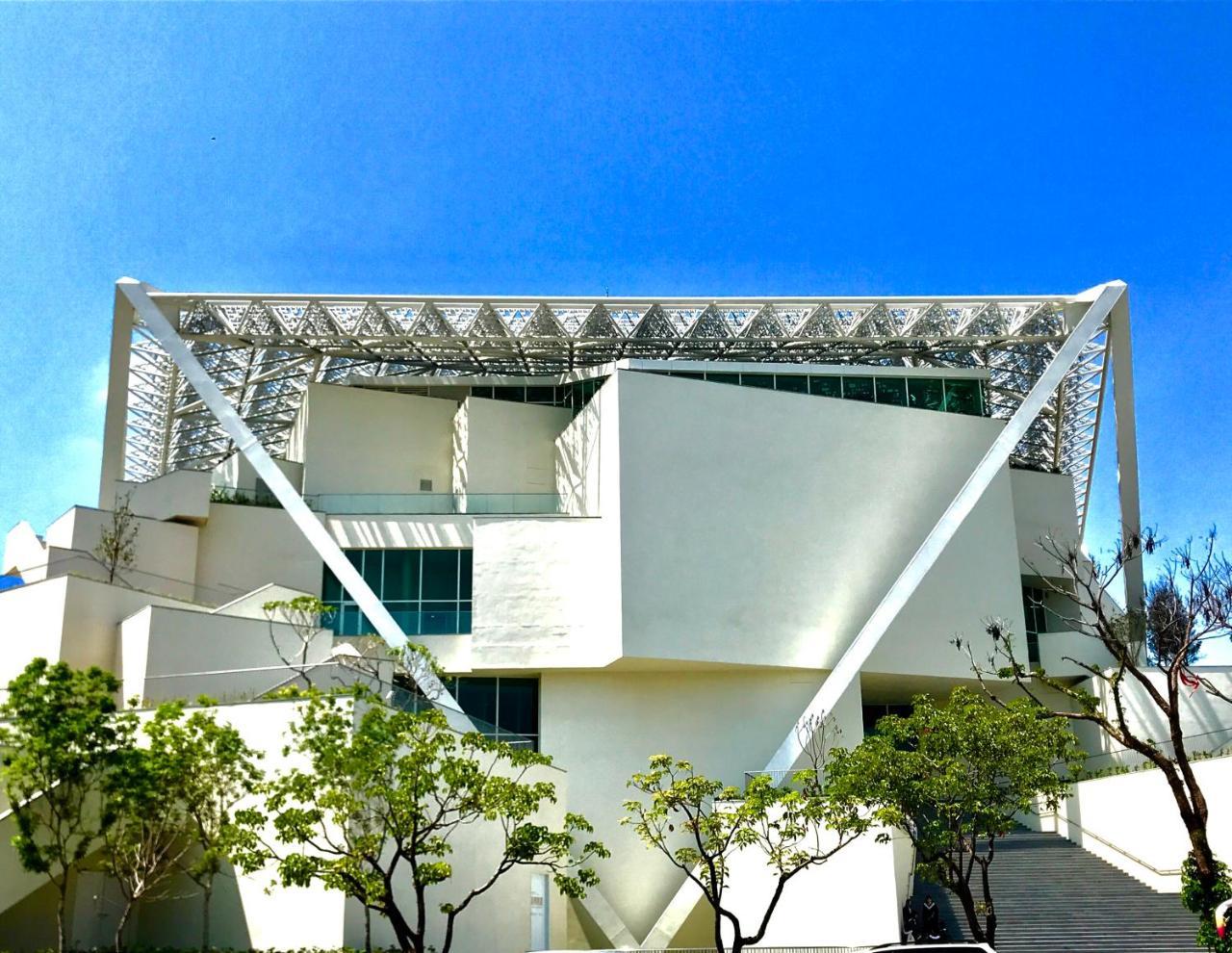 Wide Angle Hostel Tainan Exterior photo